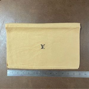 Authentic Louis Vuitton Vintage Dust Bag - 13in x 16in